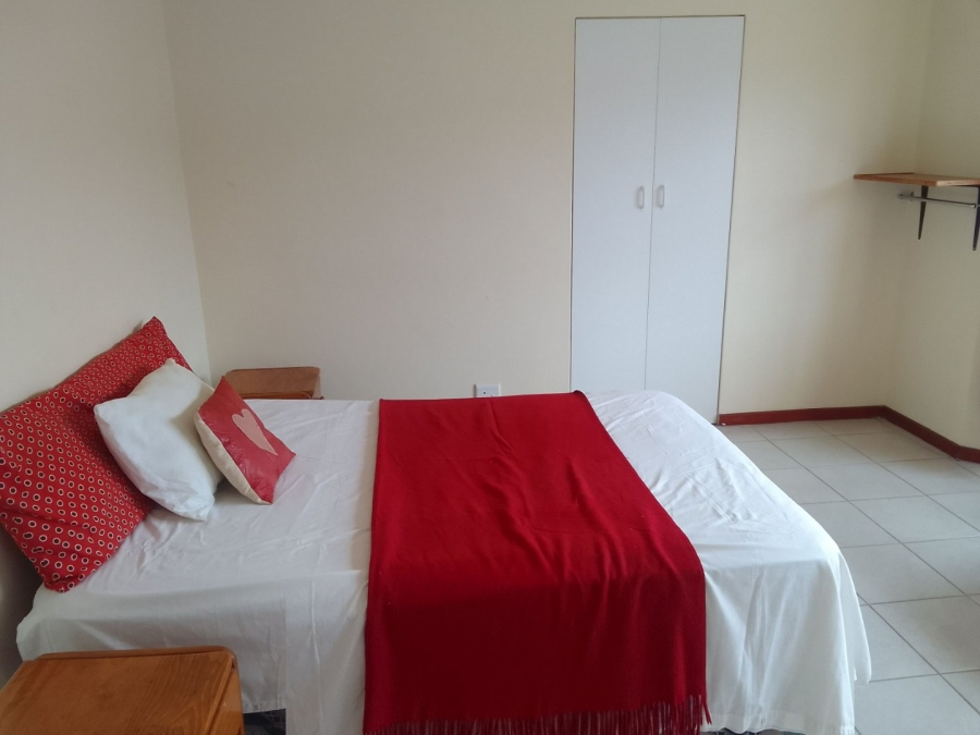 4 Bedroom Property for Sale in Summerstrand Eastern Cape
